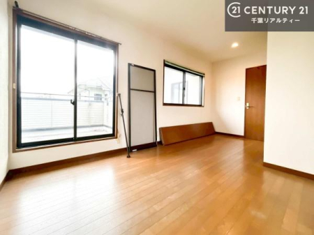 �Q�� �D���������������ޗm���́A���̖ڊo�߂��C�������ǂ������ł��ˁB���������Ԃ��������Ɖ߂������Ƃ��ł��܂��B�D�����F�����̃t���[�����O���ǂ�ȉƋ�ɂ��}�b�`���܂��I