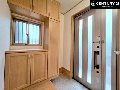 ���� ���֎��[���[�����Ă���̂ŁA���֎��肪�X�b�L���Еt�����q���ɌC�̒u����ɍ���܂���I�y���n���w��J�Ò��z