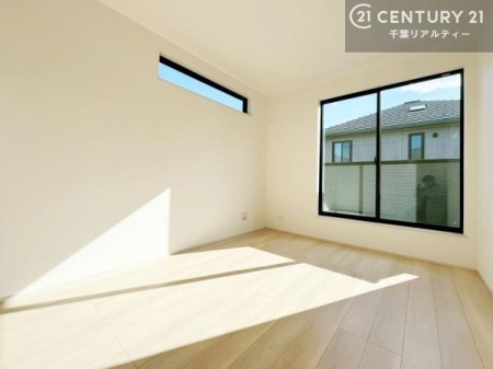 �m�� �o���R�j�[�ɖʂ��Ă���m���ł��B���邭�����肪����A���C����������ł��܂��I���N���āA�O�ɏo�Ĕw�L�т����[�ċz�����ǂ������}������邱�Ƃ��ł��܂��B