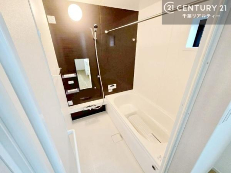 ���� �������������l�̕��͋C�̃o�X���[���́A�����o�Ă��ăo�X�^�C�����[���I
���d���撣���Ă��邲�J���ɂ��D�݂̓����̓����܂����āA�y����ł݂Ă͂������ł��傤���H