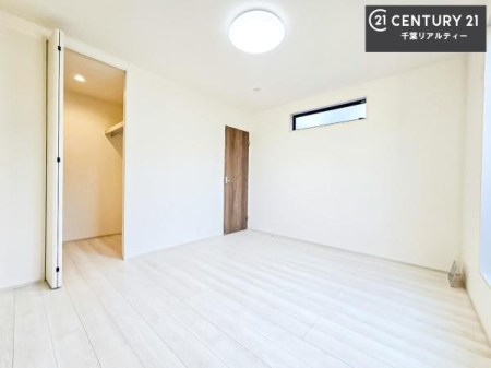 �m�� ���邢�����́A���ʂ����ǂ��A���邭��ϋ��S�n�̗ǂ���ԂƂȂ��Ă���܂��B�����b�N�X���ĉ߂�����S�n�̗ǂ��������ł��I���̖ڊo�߂��X�b�L�����܂��ˁI