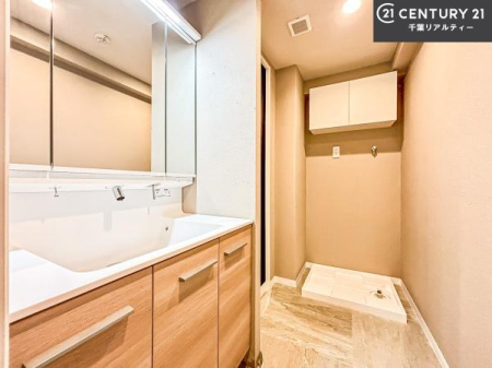 ���ʑ�E���ʏ� �g�Ȃ�𐮂�����ʏ��́A���������厖�ł��I������̐������̂��镵�͋C�����o�I�C�����悭���g�����������܂��B