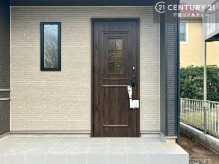 ���̑����n �����T���̂������E���v�]�E������ȂǁA���Ȃ�ƕ��ЃX�^�b�t�܂ł��\���t�����������I�s���Y�Ɋւ��邱�ƂȂ�A�ǂ̂悤�Ȃ��Ƃł����S���ӑΉ������Ē����܂��B
