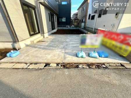 ���ԏ� ���ԃX�y�[�X��2�䕪����܂��I�Z�J���h�J�[�͂������A�o�C�N�⎩�]�ԂȂǂ��u���ꏊ�ɍ���܂���B