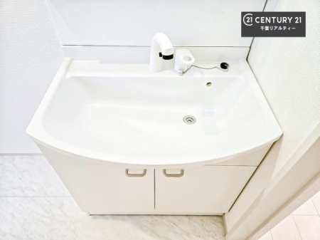 ���ʑ�E���ʏ� �[�����ʑ�{�E���́A�������˂ɂ����̂ł�����ꂪ�y�X�I���������ۂĂ܂��I
�L���C�Ȑ��ʏ��Ŏ��������̃��`�x�[�V�������オ��܂��ˁI