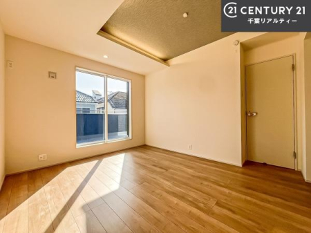 �Q�� �V���v���Ƀf�U�C������Ă��邽�߁A�Ƌ��I�т܂���I
���C�ɓ���̉Ƌ��u���Ă��낰���Ԃ���邱�Ƃ��ł��܂��B