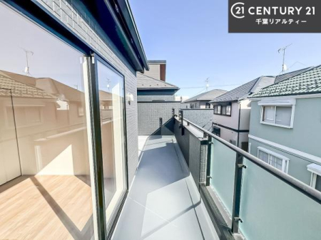 �o���R�j�[ �z������̗ǂ��o���R�j�[�ŁA�����󕨂��悭���������ł��ˁI
���V�C�̗ǂ����ɂ̓o���R�j�[�֏o�ă��t���b�V������̂��C�����悳�����ł��B