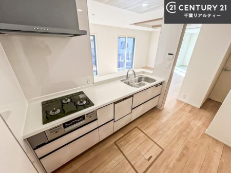 �L�b�`�� �R�����͎O������̂ł������̓����i�s���ł��܂��B
�������O�����t���ł��B�����X�y�[�X���L�X���Ă���׍�Ƃ����₷���I�g�����肪�ǂ��V�X�e���L�b�`���ł��I