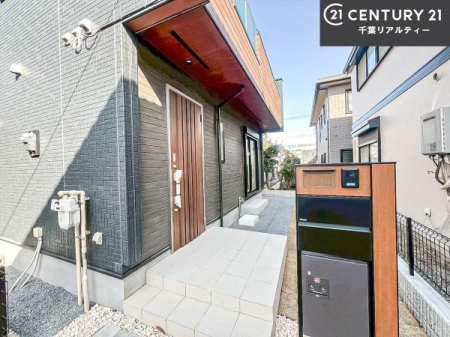 ���̑����n �����T���̂������E���v�]�E������ȂǁA���Ȃ�ƕ��ЃX�^�b�t�܂ł��\���t�����������I�s���Y�Ɋւ��邱�ƂȂ�A�ǂ̂悤�Ȃ��Ƃł����S���ӑΉ������Ē����܂��B
