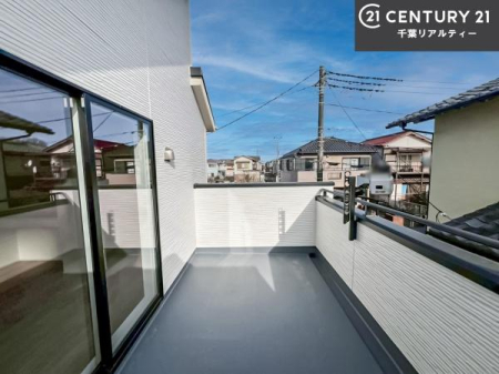 �o���R�j�[ �z������̗ǂ��o���R�j�[�ŁA�����󕨂��悭���������ł��ˁI
���V�C�̗ǂ����ɂ̓o���R�j�[�֏o�ă��t���b�V������̂��C�����悳�����ł��B