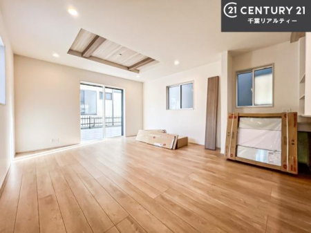 ���r���O �D�����z���܂肪���r���O����ł���ċ��S�n�̗ǂ���Ԃ����o���Ă���܂��I
���났�̎��Ԃ��߂����܂��I