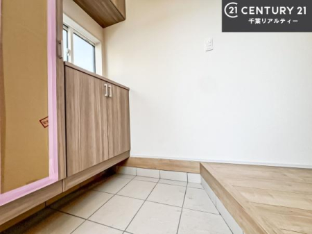 ���� ���ċA���Ă��Ă��A�������܁I�����������Ȃ�A�D�����}������Ă�����ԂɂȂ��Ă��܂��B
���邭��������錺�ւł��I