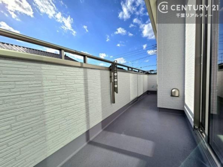 �o���R�j�[ �z������ǍD�ȃo���R�j�[�ł��I���ꂽ���ɂ͐�������n����J���I�Ȏ��Ԃ��y���߂܂��B