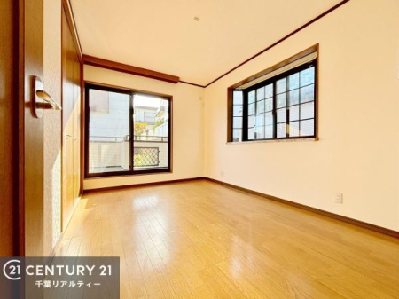 �m�� �o���R�j�[�ɖʂ��Ă���m���ł��B���邭�����肪����A���C����������ł��܂��I���N���āA�O�ɏo�Ĕw�L�т����[�ċz�����ǂ������}������邱�Ƃ��ł��܂��B