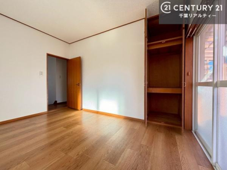 �m�� ���[�X�y�[�X�����Ă��܂��I�������X�b�L�����ڂ��鎖���ł��܂��ˁB
�Ƌ��I�΂Ȃ��V���v���ȃf�U�C���ׁ̈A�Ƌ��I�΂����C�ɓ���̋�ԍ�肪�ł������ł��ˁB