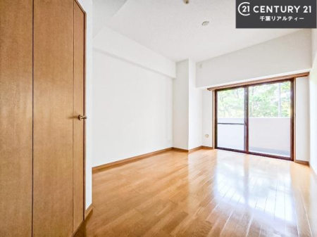 �Q�� �o���R�j�[�ɖʂ����m���B�D���������������ޗm���́A���̖ڊo�߂��C�������ǂ������ł��ˁB���������Ԃ��������Ɖ߂������Ƃ��ł��܂��B