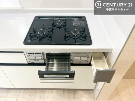 �L�b�`�� �R�����͎O������̂ł������̓����i�s���ł��܂��B
�������O�����t���ł��B�����X�y�[�X���L�X���Ă���׍�Ƃ����₷���I�g�����肪�ǂ��V�X�e���L�b�`���ł��I�i���d�l�j