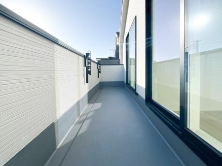 �o���R�j�[ �z������ǍD�ȃo���R�j�[�ł��I���ꂽ���ɂ͐�������n����J���I�Ȏ��Ԃ��y���߂܂��B