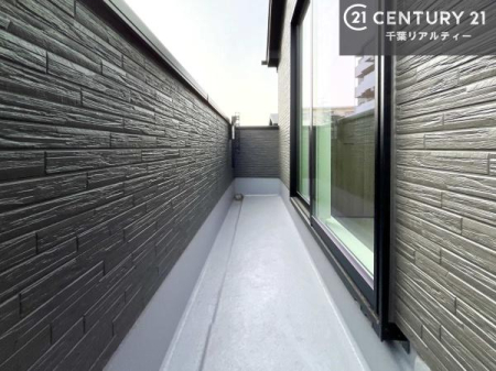 �o���R�j�[ �z������ǍD�ȃo���R�j�[�ł��I���ꂽ���ɂ͐�������n����J���I�Ȏ��Ԃ��y���߂܂��B