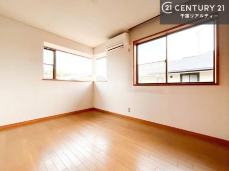 �m�� ���邢�����́A���ʂ����ǂ��A���邭��ϋ��S�n�̗ǂ���ԂƂȂ��Ă���܂��B�����b�N�X���ĉ߂�����S�n�̗ǂ��������ł��I���̖ڊo�߂��X�b�L�����܂��ˁI