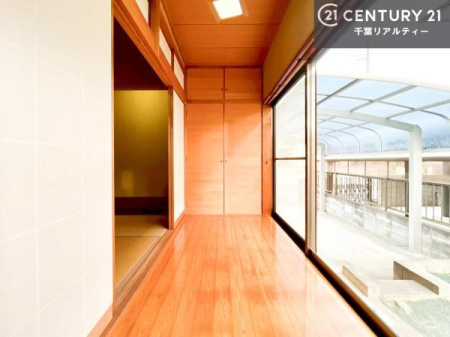 ���̑����� �����������a�̕��͋C���Y����Ԃł��B