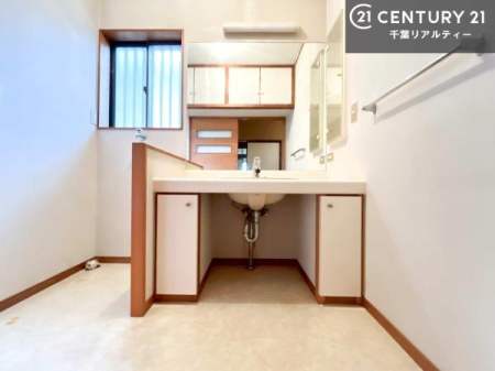 ���ʑ�E���ʏ� �g�Ȃ�𐮂�����ʏ��́A���������厖�ł��I������̐������̂��镵�͋C�����o�I�C�����悭���g�����������܂��B