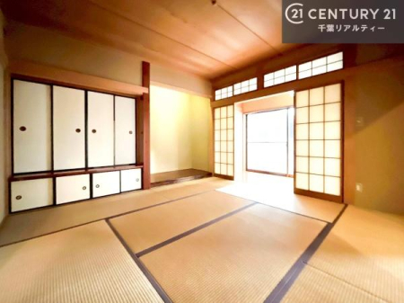 �a�� �a���ł͂��q�l���]��ł����������S�z�͂قƂ�ǂ���܂���B
�Ǝ��̍��ԂɃ}�}��p�p���Q�����Ŏg����x�e�X�y�[�X�Ƃ��Ă����p�I