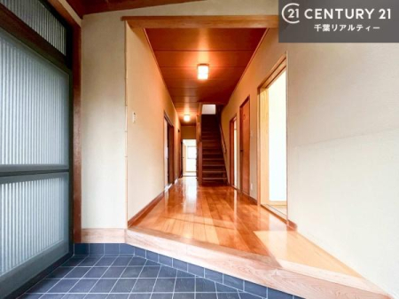 ���� ���ċA���Ă��Ă��A�������܁I�����������Ȃ�A�D�����}������Ă�����ԂɂȂ��Ă��܂��B
���邭��������錺�ւł��I