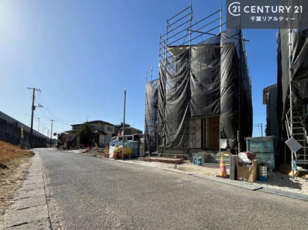 �O�ʓ��H�܂ތ��n�ʐ^ ���ӊ���A���q�l�̂���]�ɍ������������ꏏ�ɂ��ē���v���܂��B�Z��[���A�h�o�C�U�[�ɂ�邲���k������܂��B���Ђ͂��₢���킹�ɑ��Ή����܂��I���҂������܂���I