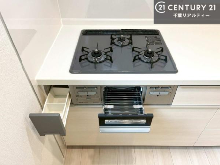 �L�b�`�� �R�����͎O������̂ł������̓����i�s���ł��܂��B
�������O�����t���ł��B�����X�y�[�X���L�X���Ă���׍�Ƃ����₷���I�g�����肪�ǂ��V�X�e���L�b�`���ł��I