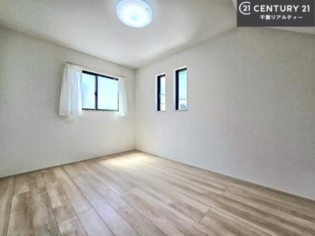 �q������ �|���o�������Ȃ��������́A���q�l�̂������Ƃ��Ă����S�ł��I
���[�X�y�[�X���[�����Ă���̂ŎU�炩�������������T�b�ƕЕt�����܂��I