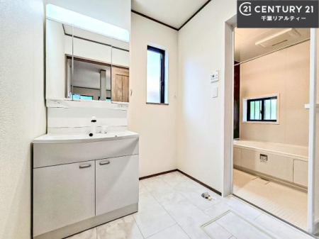 ���ʑ�E���ʏ� �����t���̖��邢���ʎ��ł��I���C�������ɓ���ւ����ł��Đ����ɕۂ��Ƃ��ł��܂��I���R�����������ނ̂ł����ς̎d�オ����ǂ��Ȃ�܂��ˁI