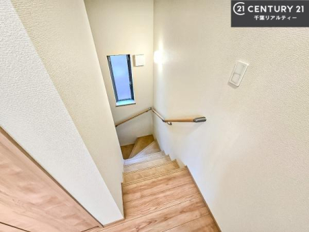 ���̑����� �K�i�͖��邭�萠������Ă��܂��B���q�l�₲�N�z�̕������S���Ă����p�����܂��ˁB