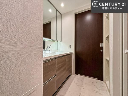 ���ʑ�E���ʏ� ���[�����Ղ�̐��ʎ��I���p�i�̃X�g�b�N��o�X�^�I�����X�b�L���Ǝ��[�ł��Ď��o���₷���I����肪�X�b�L���Еt���ċC�����̗ǂ���ԁI