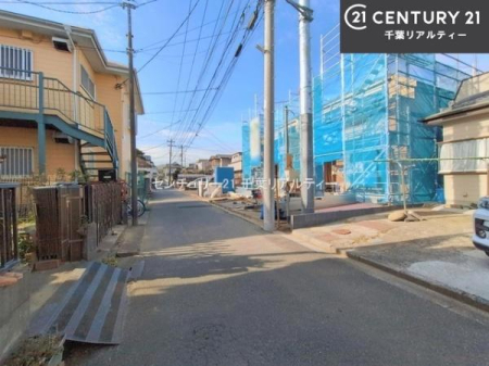 �O�ʓ��H�܂ތ��n�ʐ^ �O�ʓ��H��4���I�z����ǍD�ȗ��n�ł��B
�Ԍɓ��ꂪ���ȕ������S�ł��ˁB