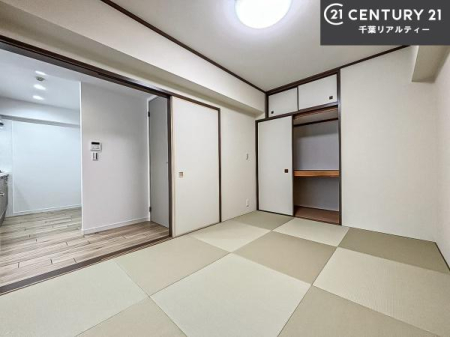 �a�� �^�^�~�̍��肪���炬��^����A�����b�N�X��ԁB�����傫���J�����̂���a���ƂȂ��Ă���܂��B���{�l�̐S������u�a�v�̋�ԁB�䑐�̍���Y����Ԃ͖����̂ЂƎ������o���Ă���܂��I