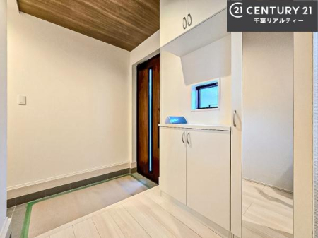 ���� ���ċA���Ă��Ă��A�������܁I�����������Ȃ�A�D�����}������Ă�����ԂɂȂ��Ă��܂��B
���邭��������錺�ւł��I