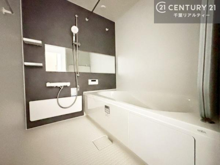 ���� �������������l�̕��͋C�̃o�X���[���́A�����o�Ă��ăo�X�^�C�����[���I
���d���撣���Ă��邲�J���ɂ��D�݂̓����̓����܂����āA�y����ł݂Ă͂������ł��傤���H