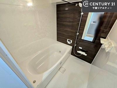 ���� 1���̔�����������Ɩ����Ă���闁���ł��B
�������̑f�G�ȃ����N�[�[�V�����ꏊ�ł��ˁB