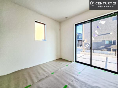 �a�� �^�^�~�̍��肪���炬��^����A�����b�N�X��ԁB�����傫���J�����̂���a���ƂȂ��Ă���܂��B���{�l�̐S������u�a�v�̋�ԁB�䑐�̍���Y����Ԃ͖����̂ЂƎ������o���Ă���܂��I