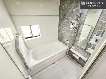 ���� �������������l�̕��͋C�̃o�X���[���́A�����o�Ă��ăo�X�^�C�����[���I
���d���撣���Ă��邲�J���ɂ��D�݂̓����̓����܂����āA�y����ł݂Ă͂������ł��傤���H