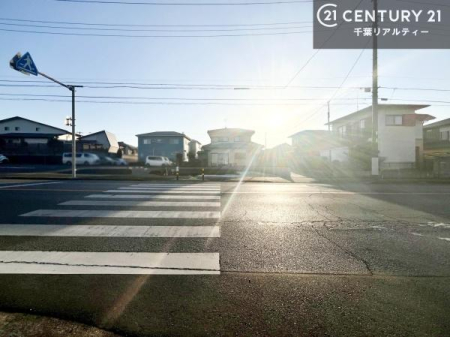 �O�ʓ��H�܂ތ��n�ʐ^ ���낢��Ȃ���]���������܂�����A���q�l�̂��v�]���ǂ��ǂ������������������B
���Ђ̐��X�^�b�t���������������܂��I