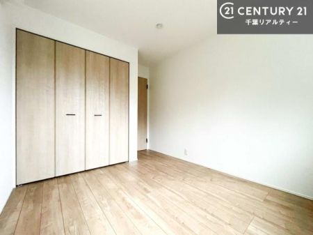 �q������ ���[�X�y�[�X�����Ă��܂��I�������X�b�L�����ڂ��鎖���ł��܂��ˁB
�Ƌ��I�΂Ȃ��V���v���ȃf�U�C���ׁ̈A�Ƌ��I�΂����C�ɓ���̋�ԍ�肪�ł������ł��ˁB