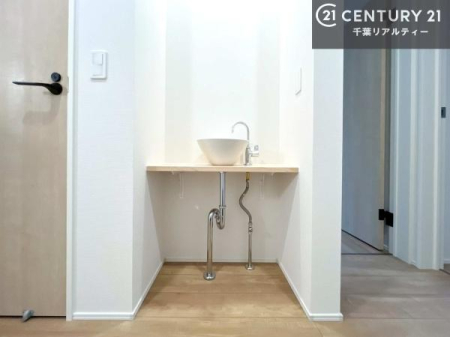 ���ʑ�E���ʏ� �Q�K�Ɏ�􂢃X�y�[�X����I�g�C���㉺�ɉ��肸�ɂ����Ɏ�􂢂��ł���̂ŕ֗��I