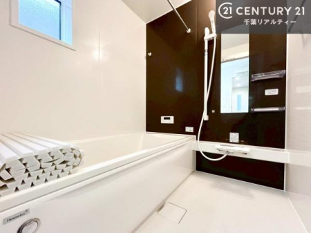 ���� �������������l�̕��͋C�̃o�X���[���́A�����o�Ă��ăo�X�^�C�����[���I
���d���撣���Ă��邲�J���ɂ��D�݂̓����̓����܂����āA�y����ł݂Ă͂������ł��傤���H