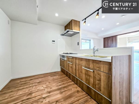 �L�b�`�� ���[�X�y�[�X���L�x�ŁA�����X�y�[�X���X�b�L���ƕЕt���Ђ�`�����p�ł��܂��I
���K�ɍ�Ƃ��ł��܂��I�����̗���������܂��I