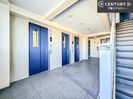 ���̑����p�� �G���x�[�^�[�����ŁA���X�̈ړ������K�B
�����̓��₨�ו��̑������ł��A�X���[�Y�ɂ��A��������܂��B