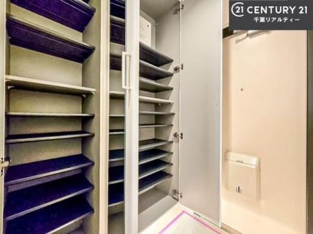 ���� ���ċA���Ă��Ă��A�������܁I�����������Ȃ�A�D�����}������Ă�����ԂɂȂ��Ă��܂��B
���邭��������錺�ւł��I