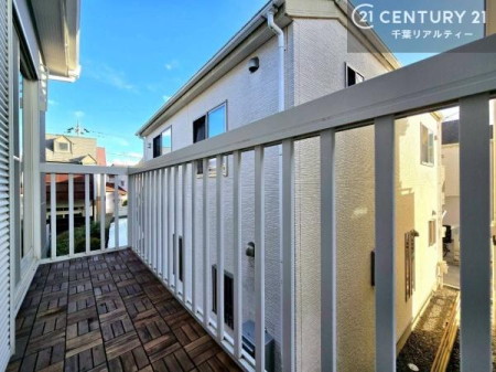 �o���R�j�[ �z������ǍD�ȃo���R�j�[�ł��I���ꂽ���ɂ͐�������n����J���I�Ȏ��Ԃ��y���߂܂��B