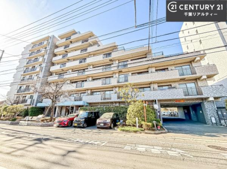 ���̑����n �{�����ɂ����������������������܂�����A�ǂ������C�y�ɂ��₢���킹���������B
�S���X�^�b�t���A���J�ɂ��ē��������܂��B